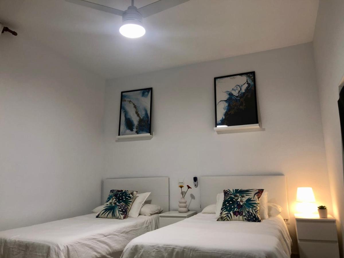 Carihuela Playa, Torremolinos Apartment ภายนอก รูปภาพ
