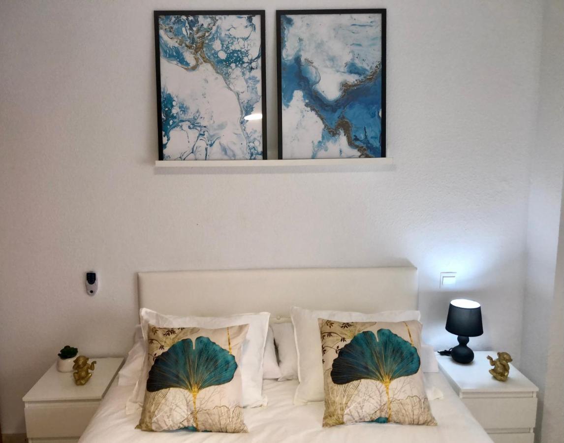 Carihuela Playa, Torremolinos Apartment ภายนอก รูปภาพ